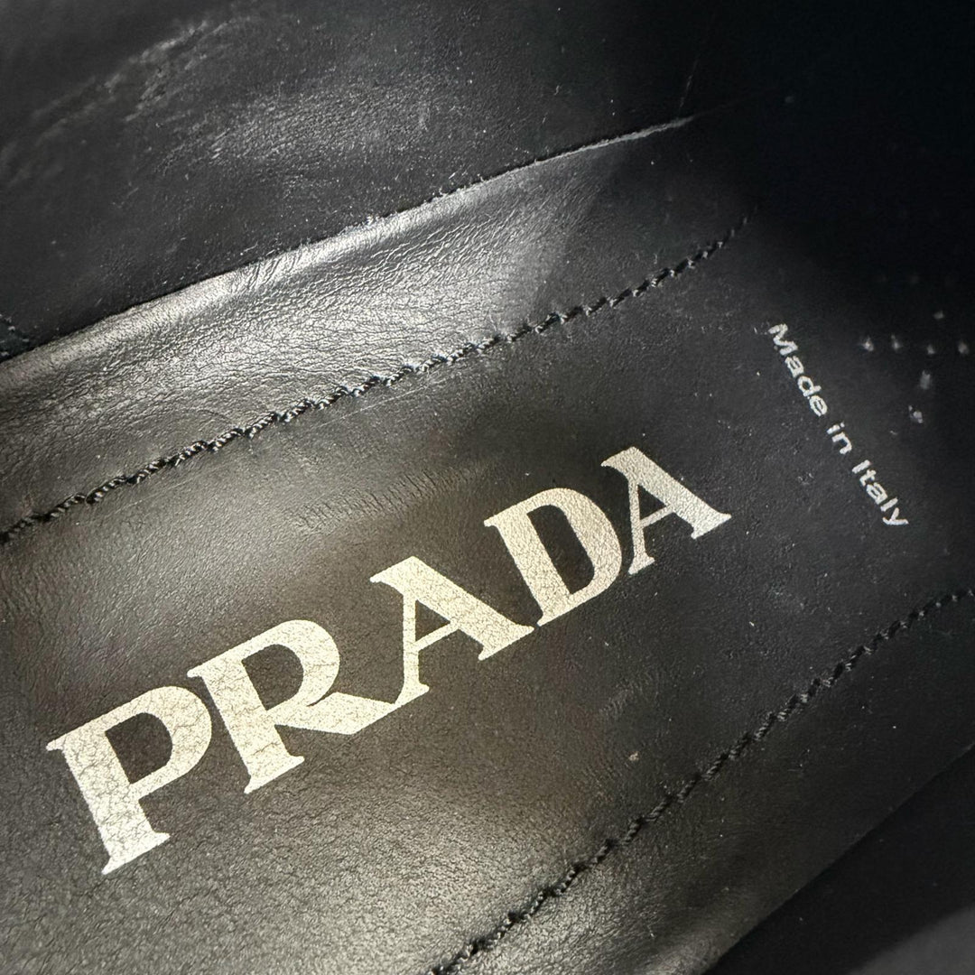 Great PRADA Leather shoes Wingtip Medallion Lace-up black leather Women 36