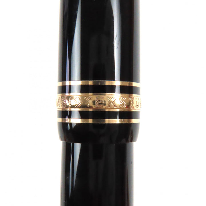 Very Good MONTBLANC fountainpen Meisterstckle Grand whitestar Blackgold 14K mens