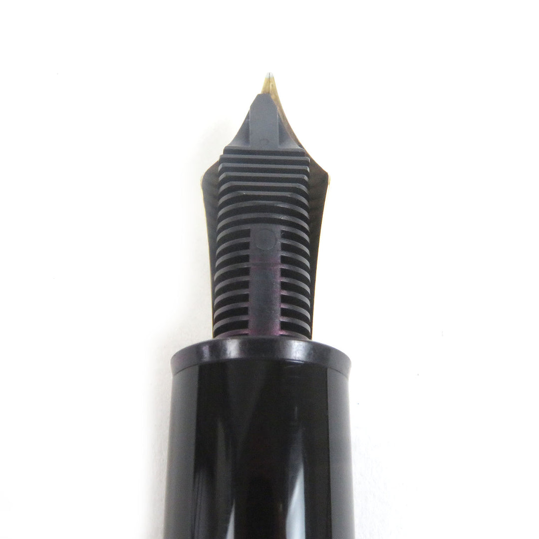 Great MONTBLANC fountain pen Meisterstck 149 Cap type Black gold 18K mens