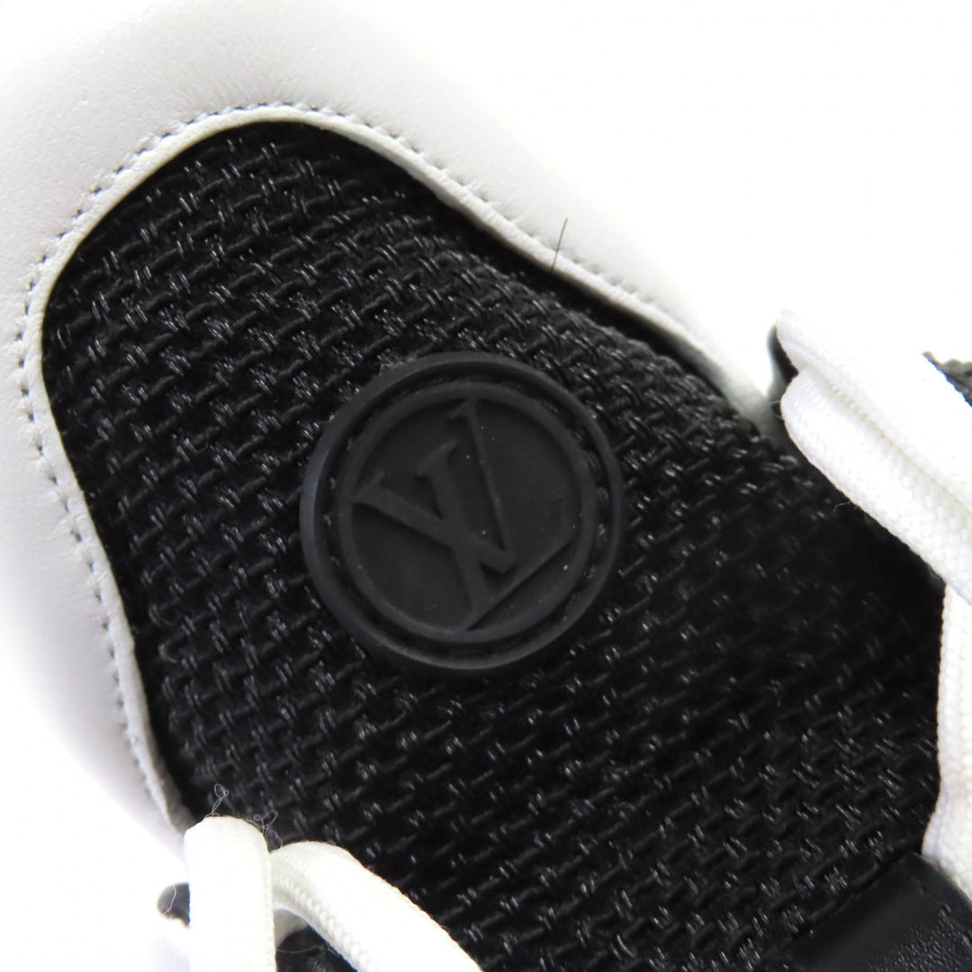 Great LOUIS VUITTON sneakers White black Women 36.5