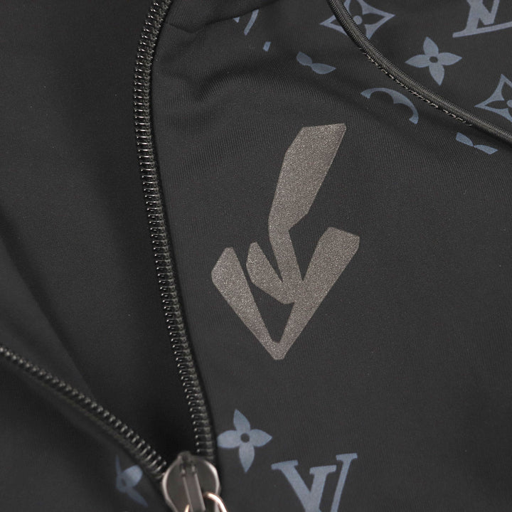 LOUIS VUITTON パーカー LV 2054 ハイブリッド ジップスルー モノグラム パーカー ブラック