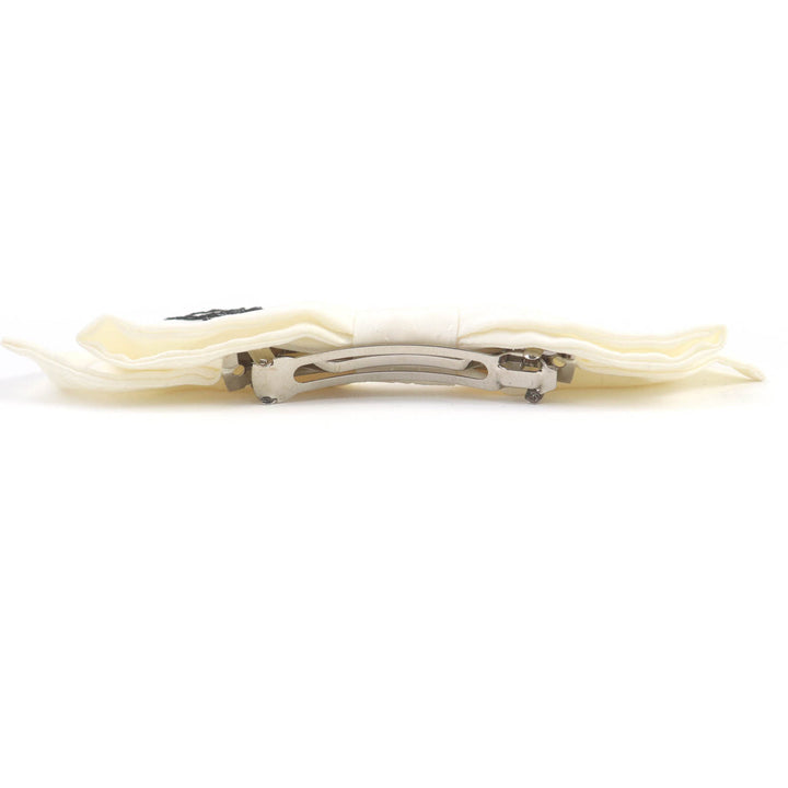 Great CHANEL hair accessory Ribbon barrette white silk Women 25C AAA730