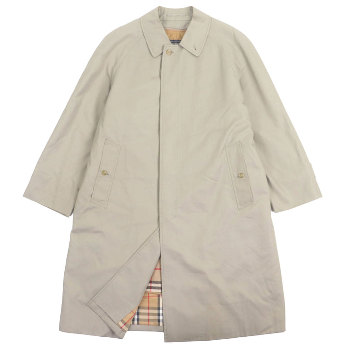Very Good Burberrys coat 100% wool liner with hidden placket khaki cotton mens