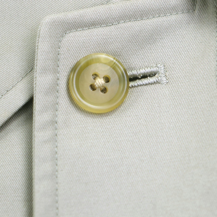 Very Good Burberrys coat 100% wool liner with hidden placket khaki cotton mens