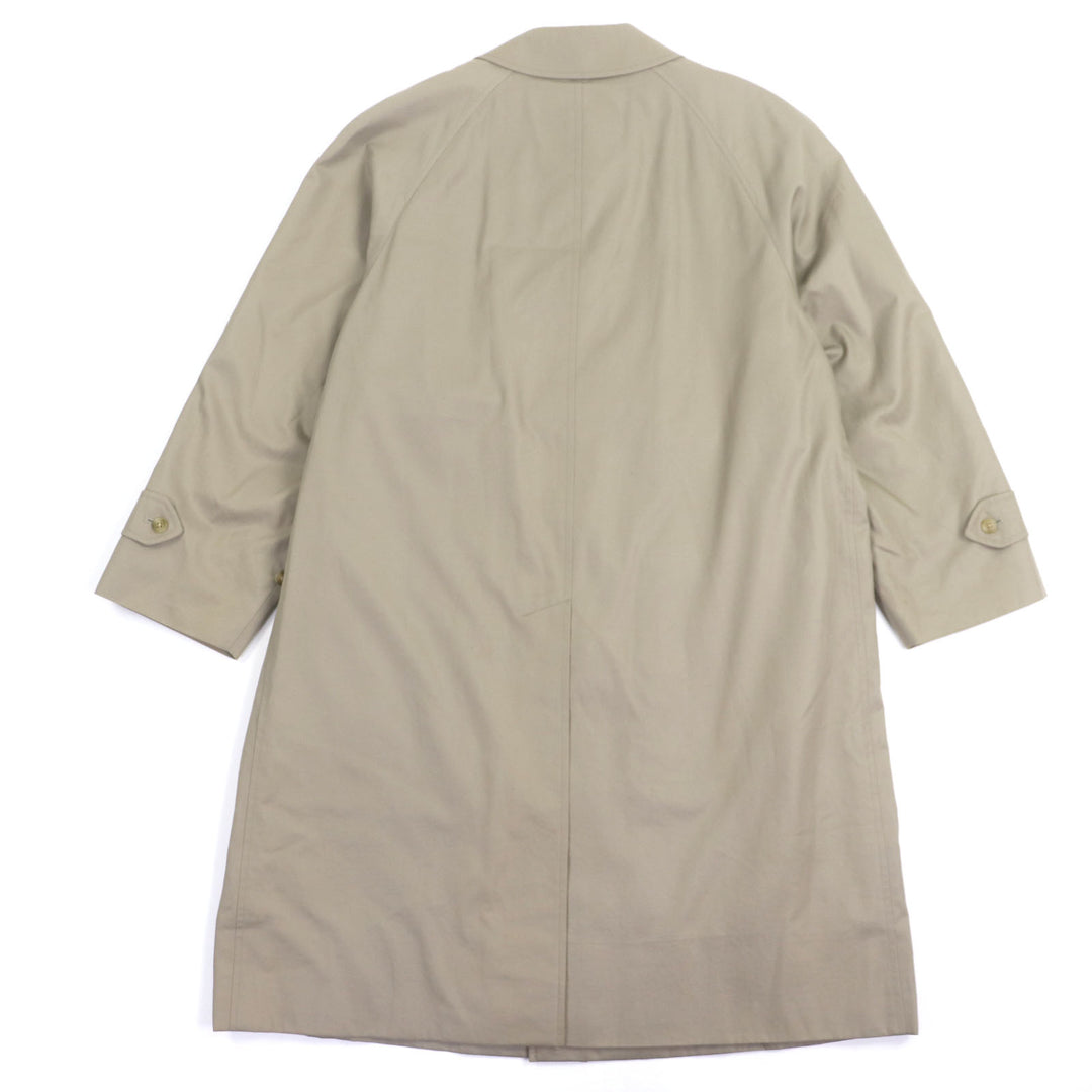 Very Good Burberrys coat 100% wool liner with hidden placket khaki cotton mens