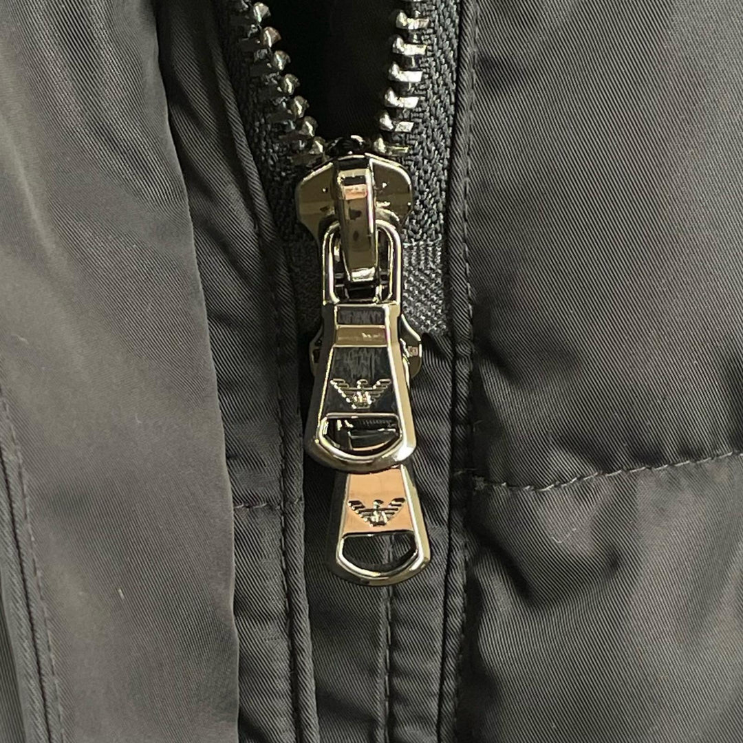 EMPORIO ARMANI ダウンコート フード付き ロゴボタン ネイビー ポリエステル レディース 40