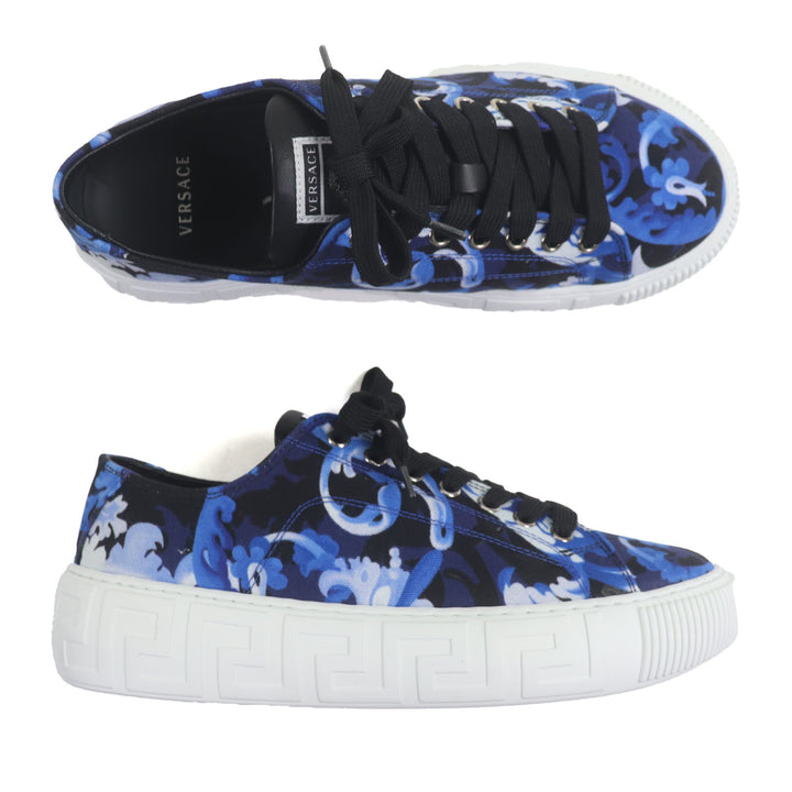Pristine VERSACE Low cut sneakers Barocco Greca blue canvas mens 39