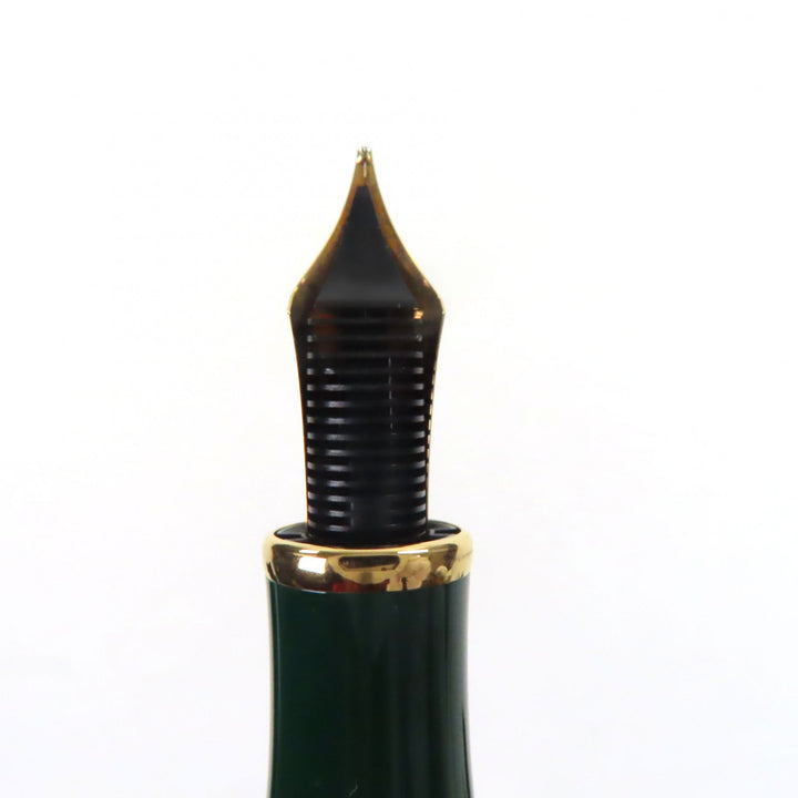 Great MONTBLANC fountain pen gold 18K mens