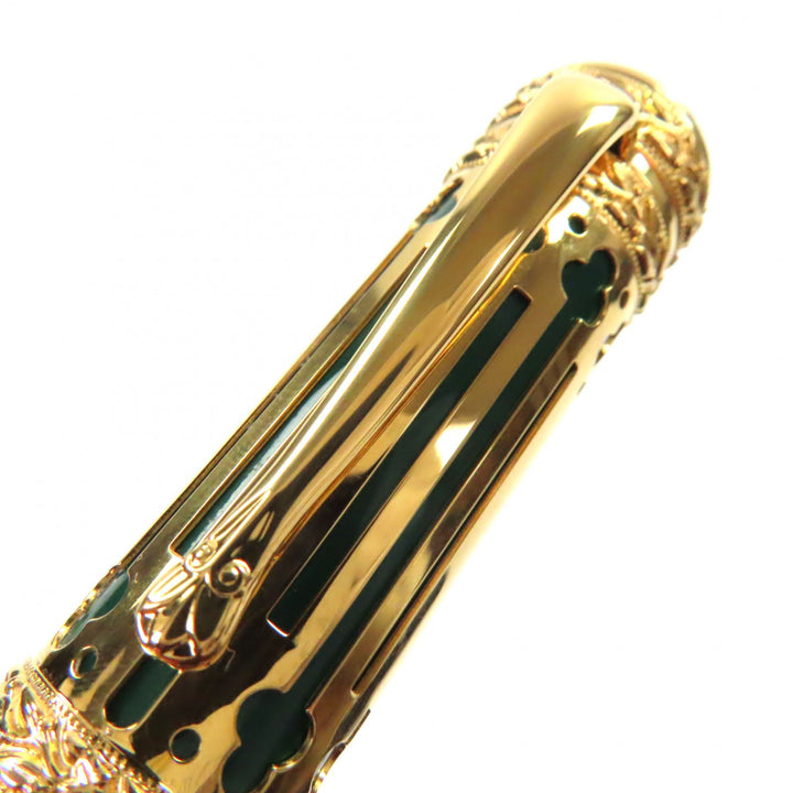 Great MONTBLANC fountain pen gold 18K mens
