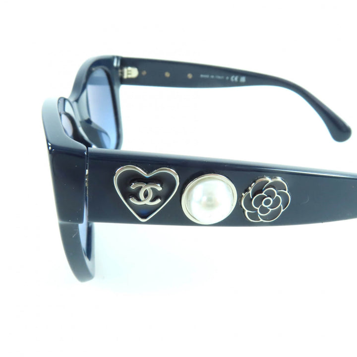 Excellent CHANEL sunglasses Navy Women 5478-A