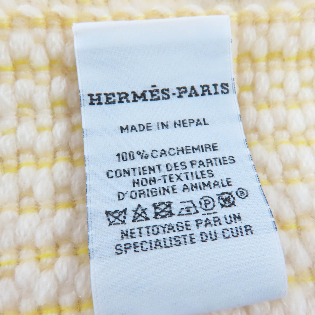 Great HERMES Scarf Wavy double-face knit with fringe, large size yellow cashmere