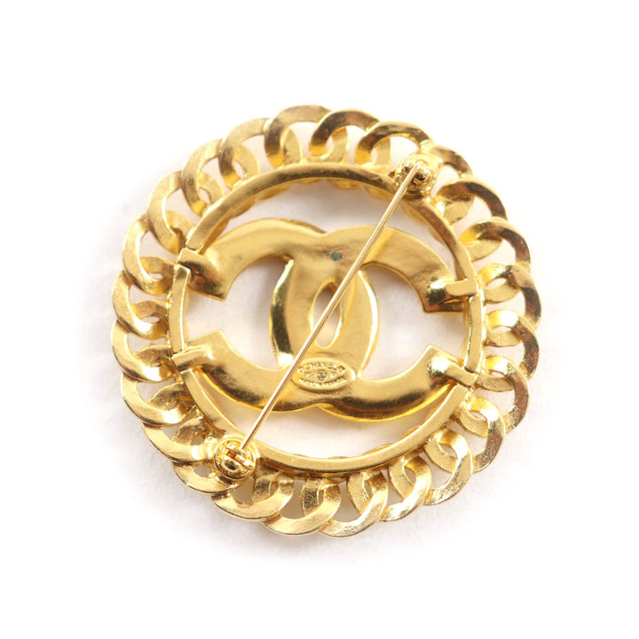 Great CHANEL Brooch COCO Mark Chain Design gold Women 96P