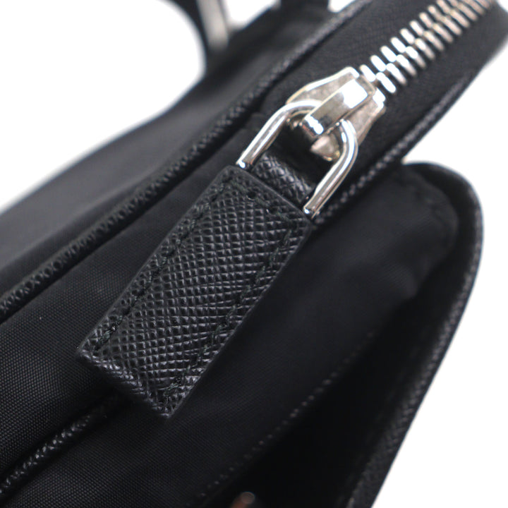 プラダ スリングバッグ Re-Nylon スマホケース ブラック ナイロン メンズ 2ZH194 美品