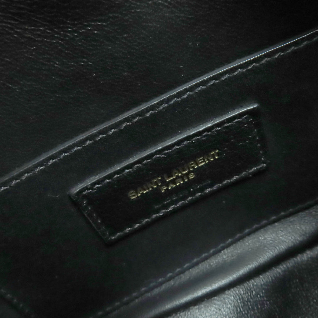 素晴らしい SAINT LAURENT PARIS ショルダーバッグ YSLロゴ カメラバッグ レザー 582673