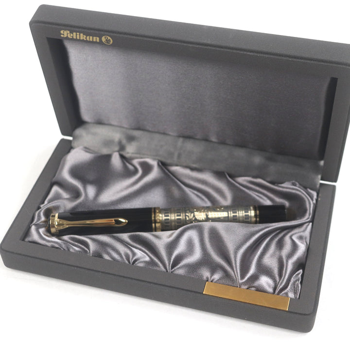 PERIKAN 万年筆 スーヴェルン ビッグ トレド キャップタイプ ブラックゴールド 18K メンズ M900