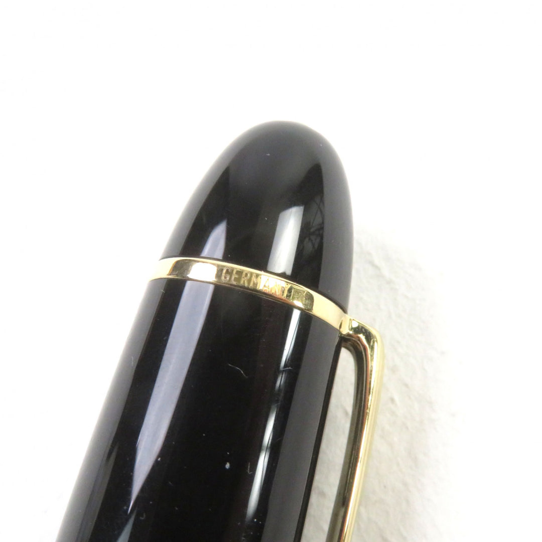Great MONTBLANC fountain pen Meisterstck 149 White Star logo engraving 18K