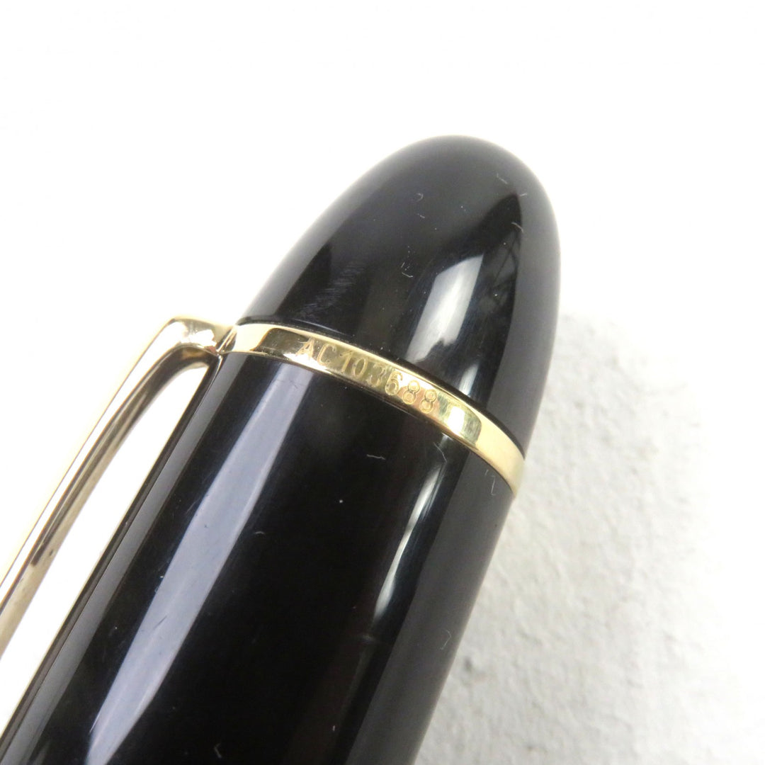 Great MONTBLANC fountain pen Meisterstck 149 White Star logo engraving 18K