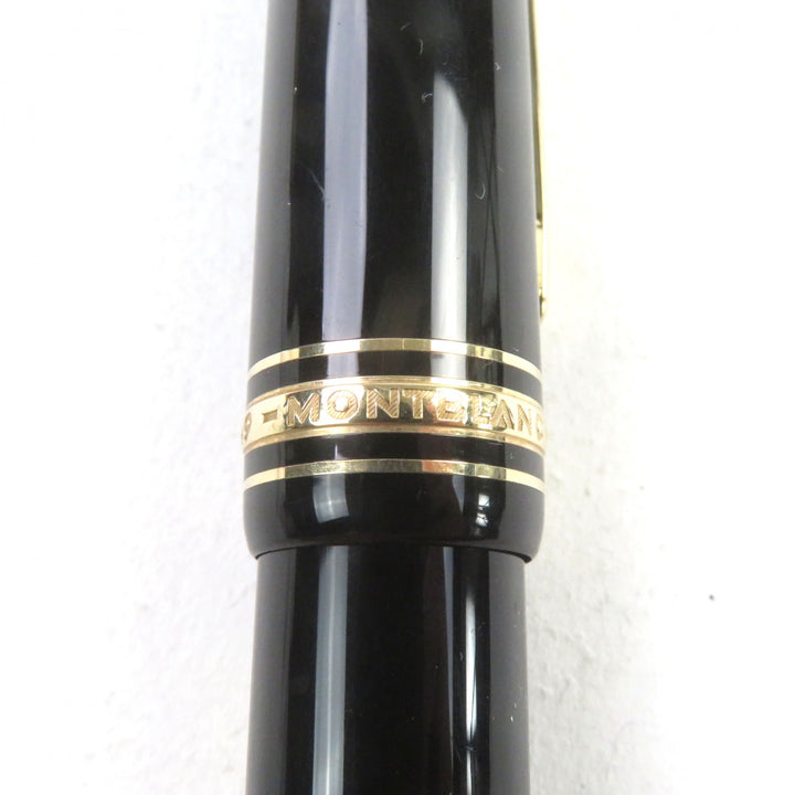 Great MONTBLANC fountain pen Meisterstck 149 White Star logo engraving 18K