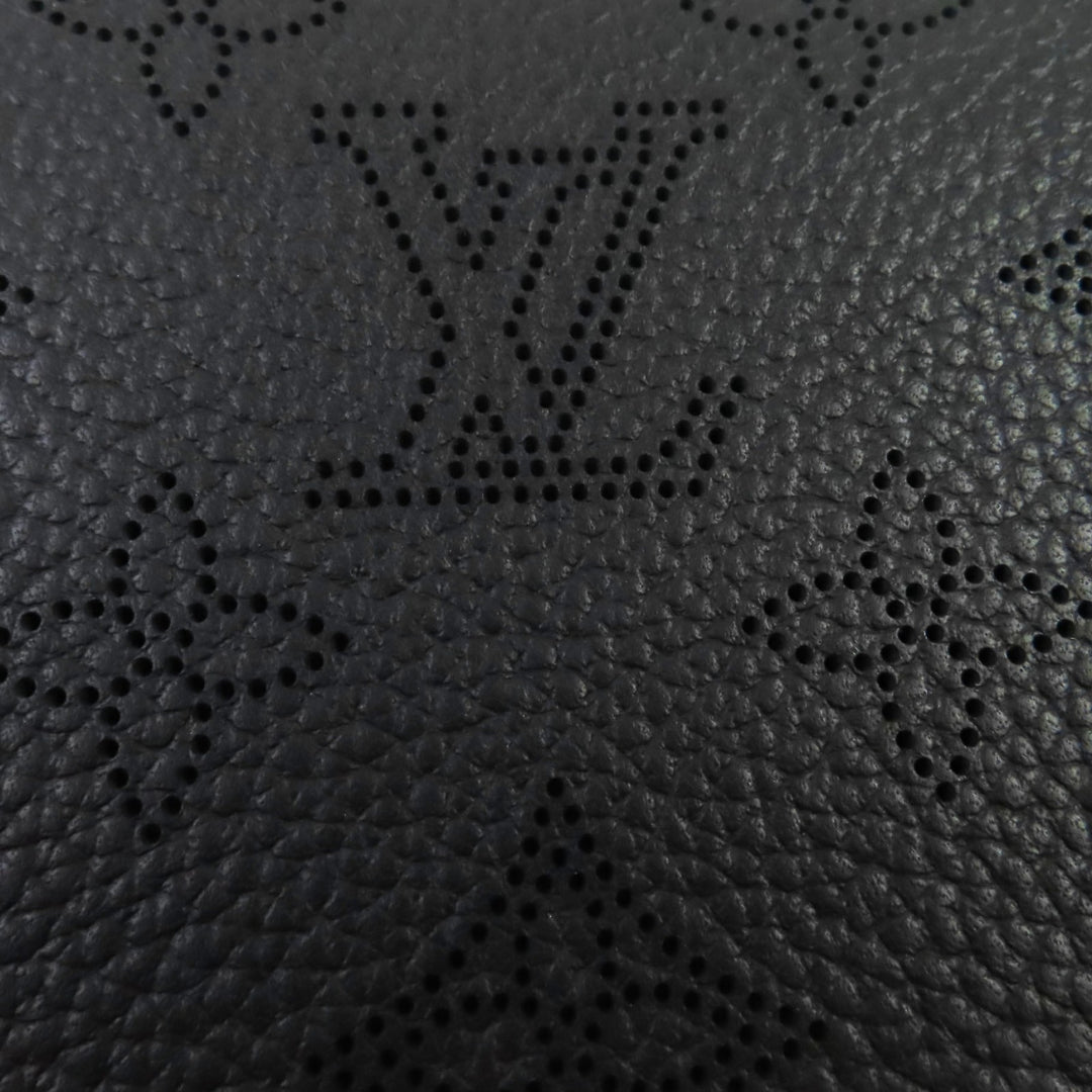 Excellent LOUIS VUITTON Purse Zippy wallet Mahina Women M61867