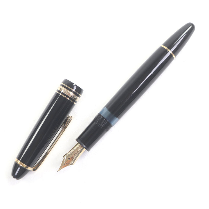 Very Good MONTBLANC fountain pen Meisterstück 146 Cap type Black Gold 14K mens