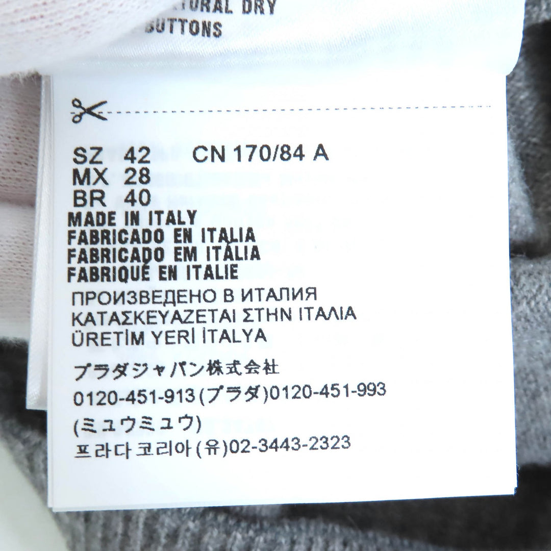 素晴らしいMIUMIUカーディガン ゴールドボタン Vネック 長袖ニット グレー カシミア 42