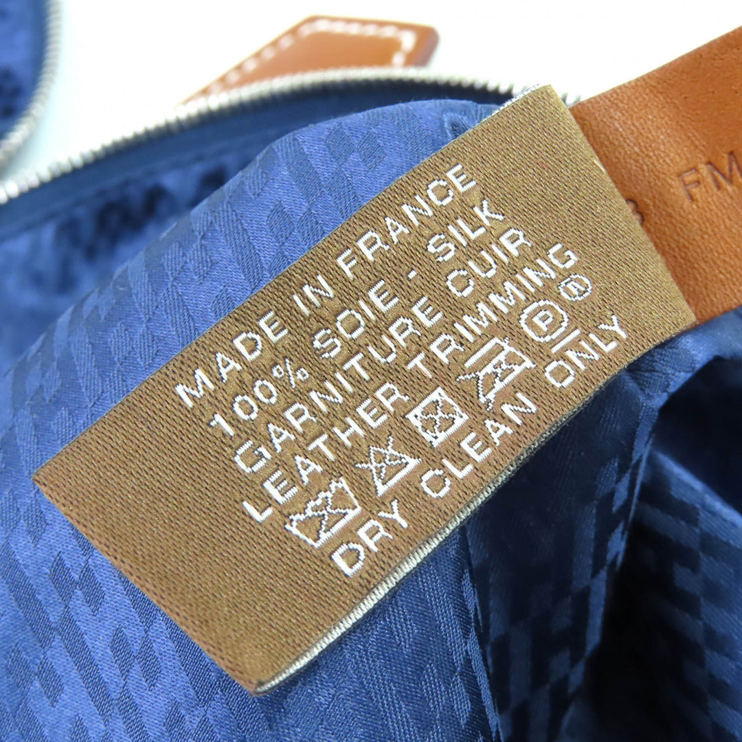 Excellent HERMES Pouch Ouse de Voyage PM blue silk Women