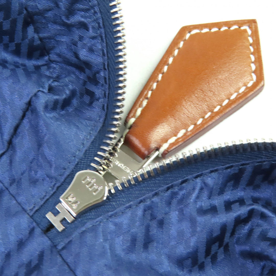 Excellent HERMES Pouch Ouse de Voyage PM blue silk Women