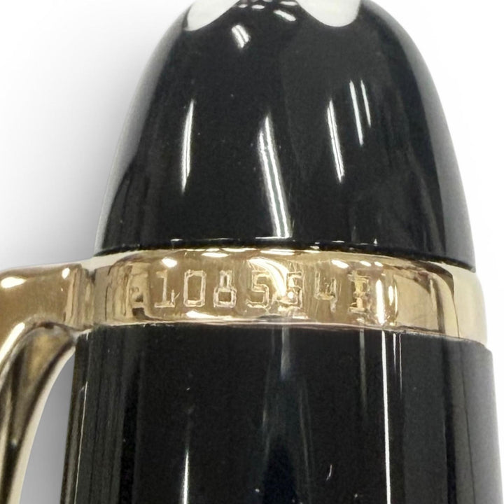 Very Good MONTBLANC fountain pen Meisterstück Classic white star black 14K mens