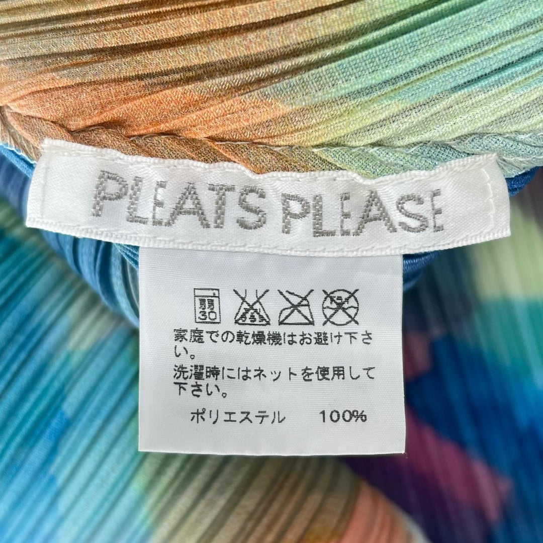 Excellent PLEATS PLEASE one piece V neck multicolor polyester Women 3 PP01-JT688