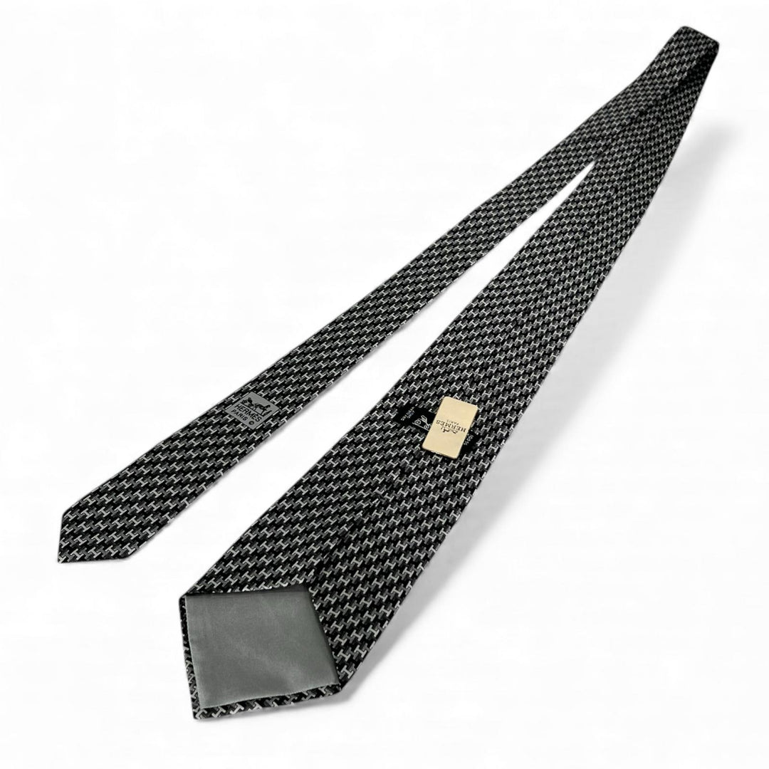 Pristine HERMES tie H logo total pattern gray silk mens 5425 OA