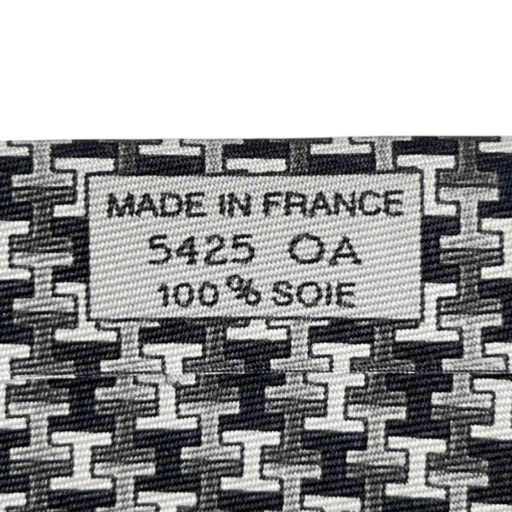 Pristine HERMES tie H logo total pattern gray silk mens 5425 OA