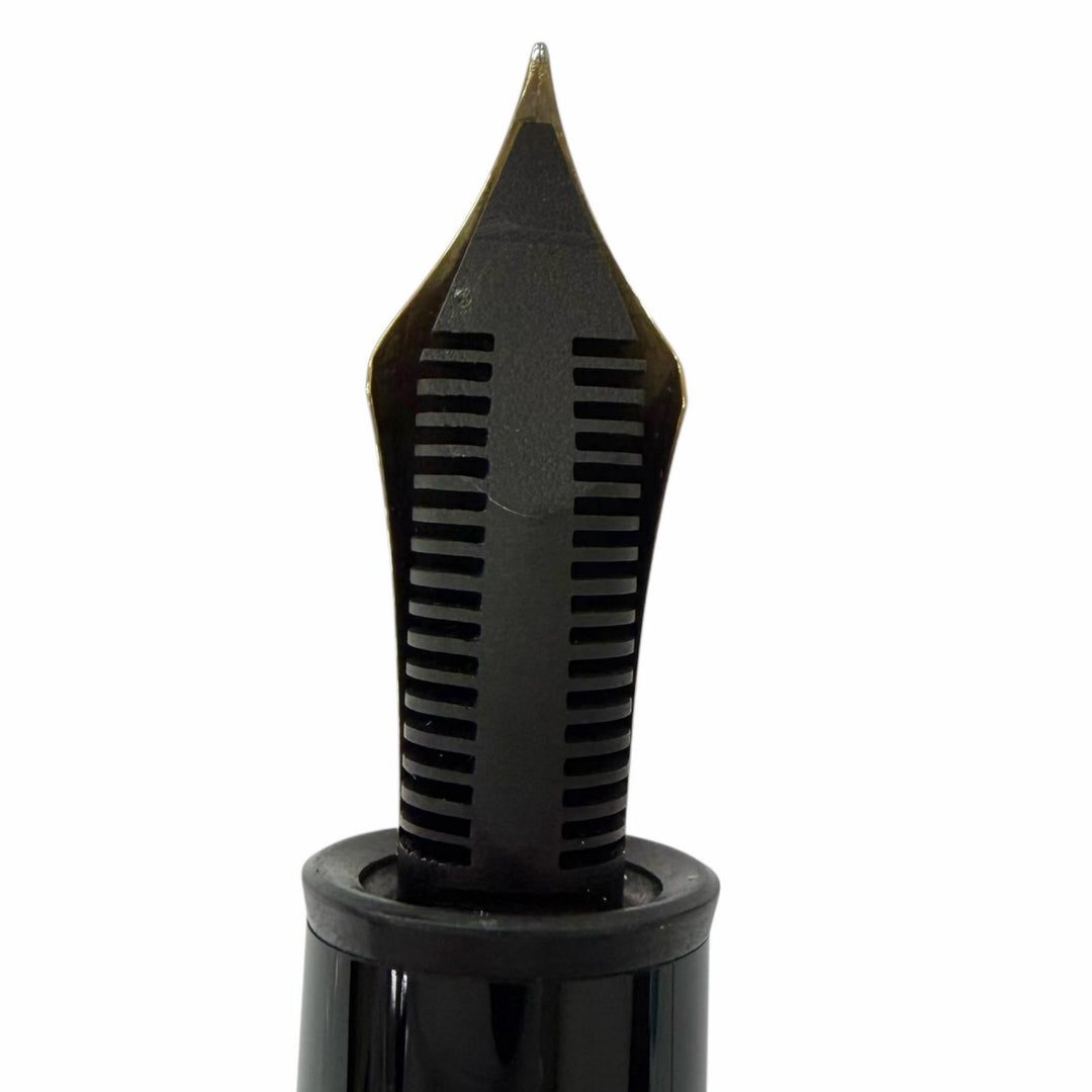 Very Good MONTBLANC fountain pen Meisterstück 149 black 18K