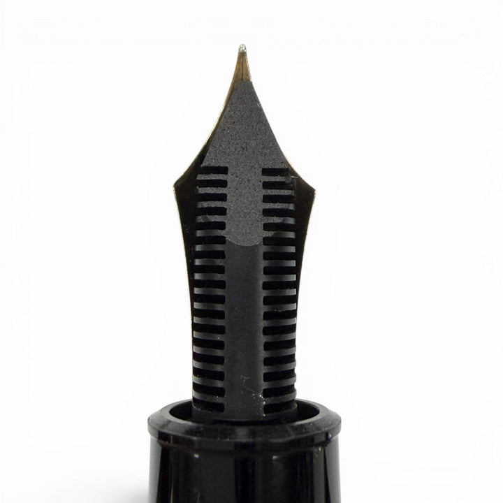 Very Good MONTBLANC fountain pen Meisterstück 149 70s White Star black 14K mens