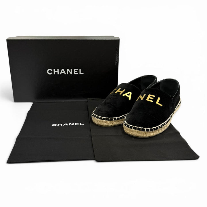 Excellent CHANEL Slip-on Logo design velour black Velor Women 37 G34012