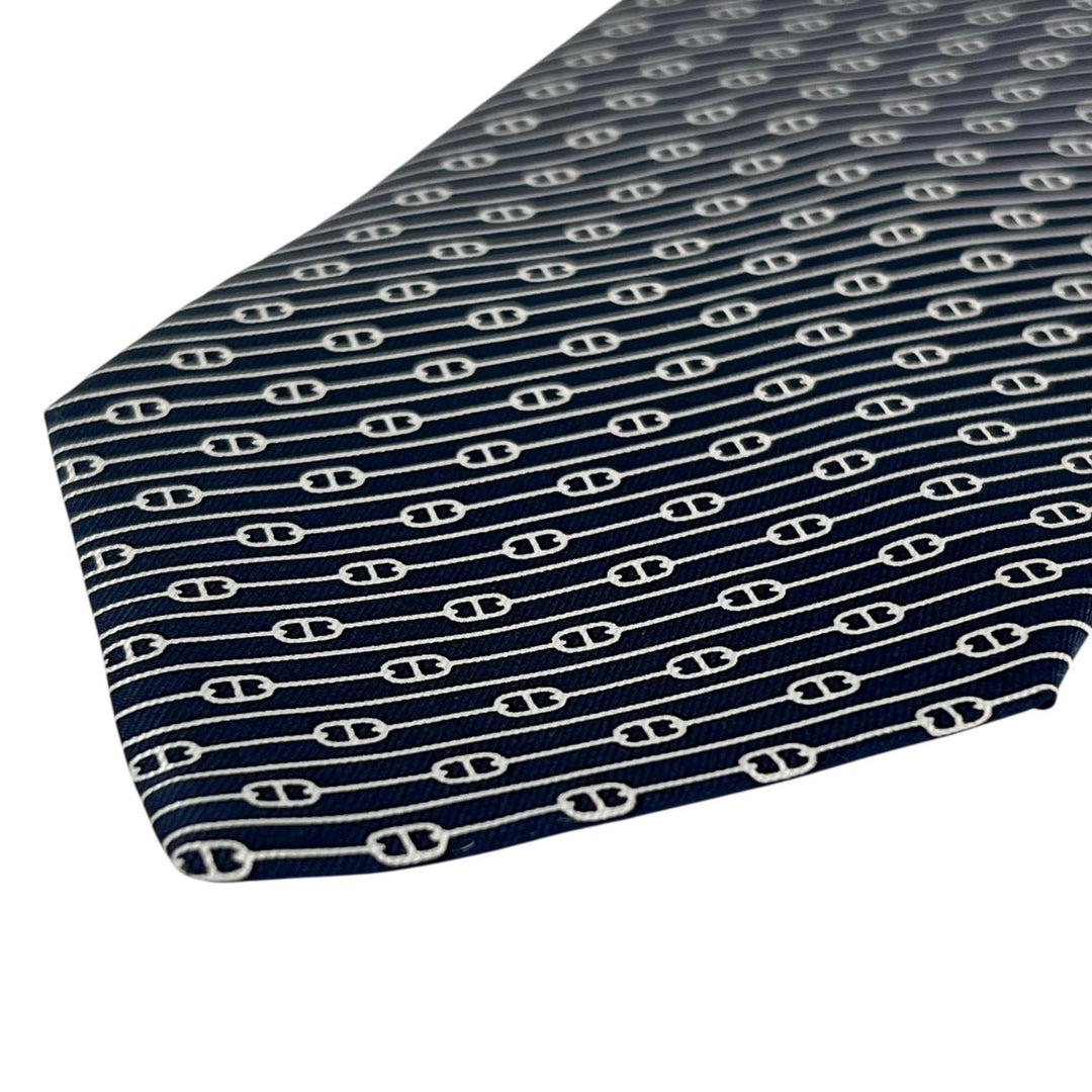 Pristine HERMES tie Chaine Pattern Navy silk mens 5500 UA