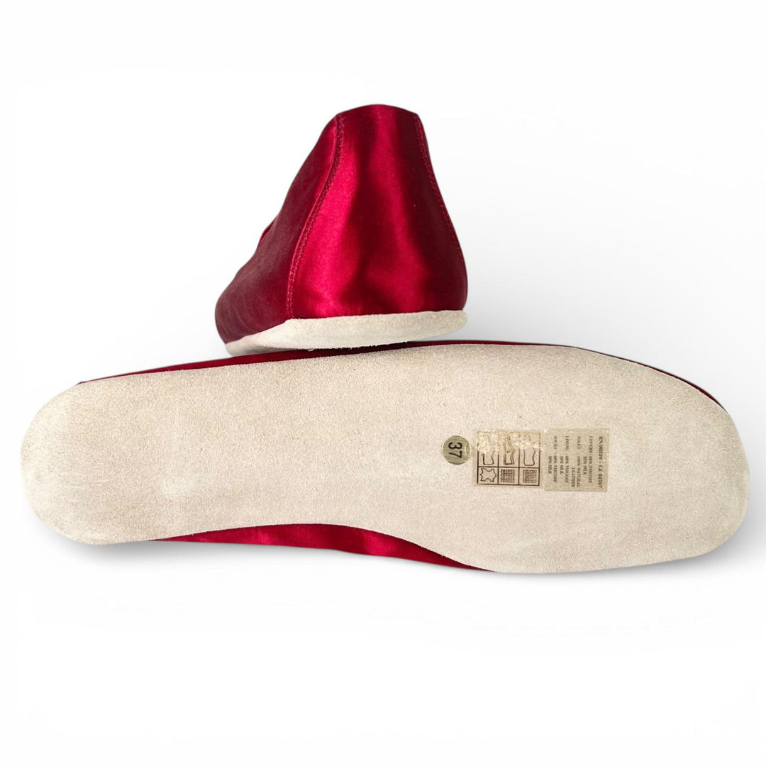 Pristine PRADA Slip-on Satin Flats Room Shoes Red ー Women 37