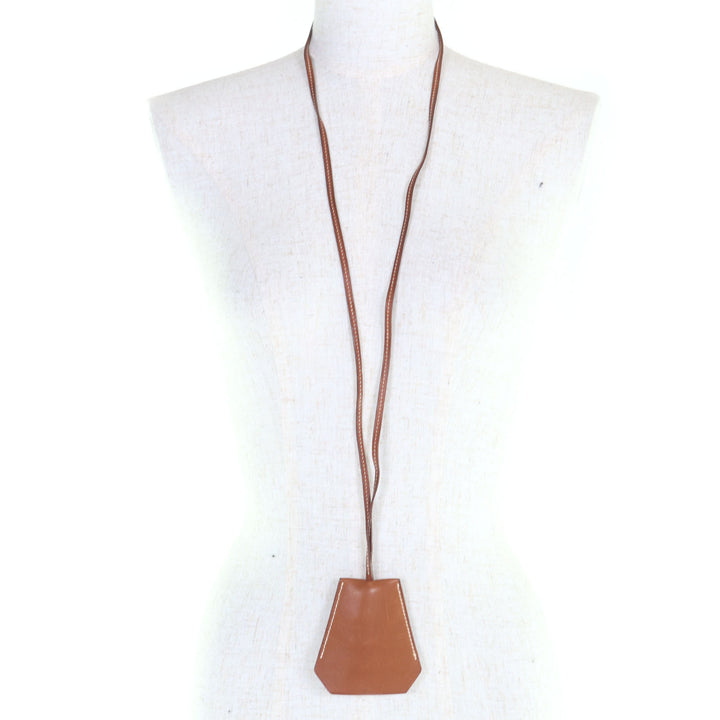 Great HERMES Necklace Brown leather Women