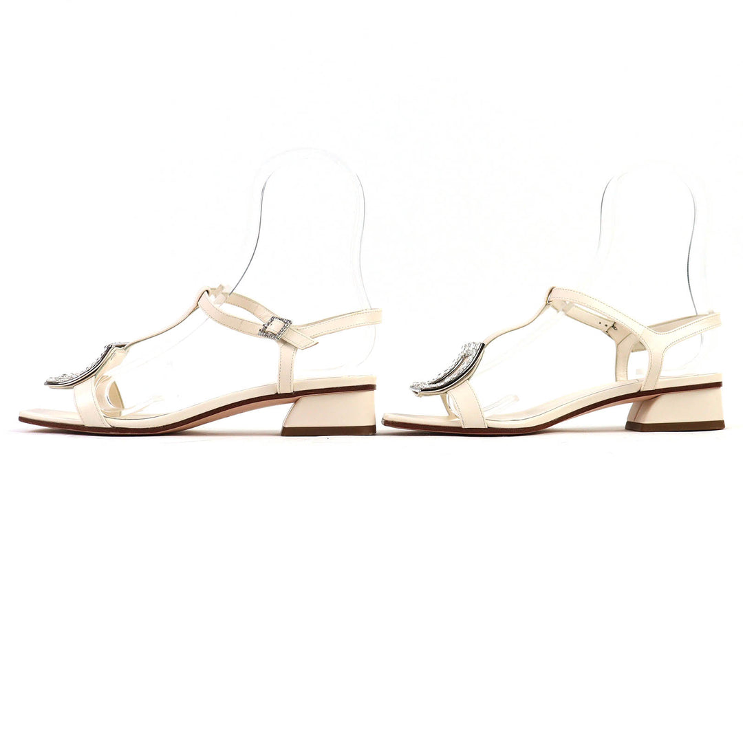 素晴らしい ROGER VIVIER サンダル ビーズ アンクル ストラップ付き スクエアトゥ レザー アイボリー 37