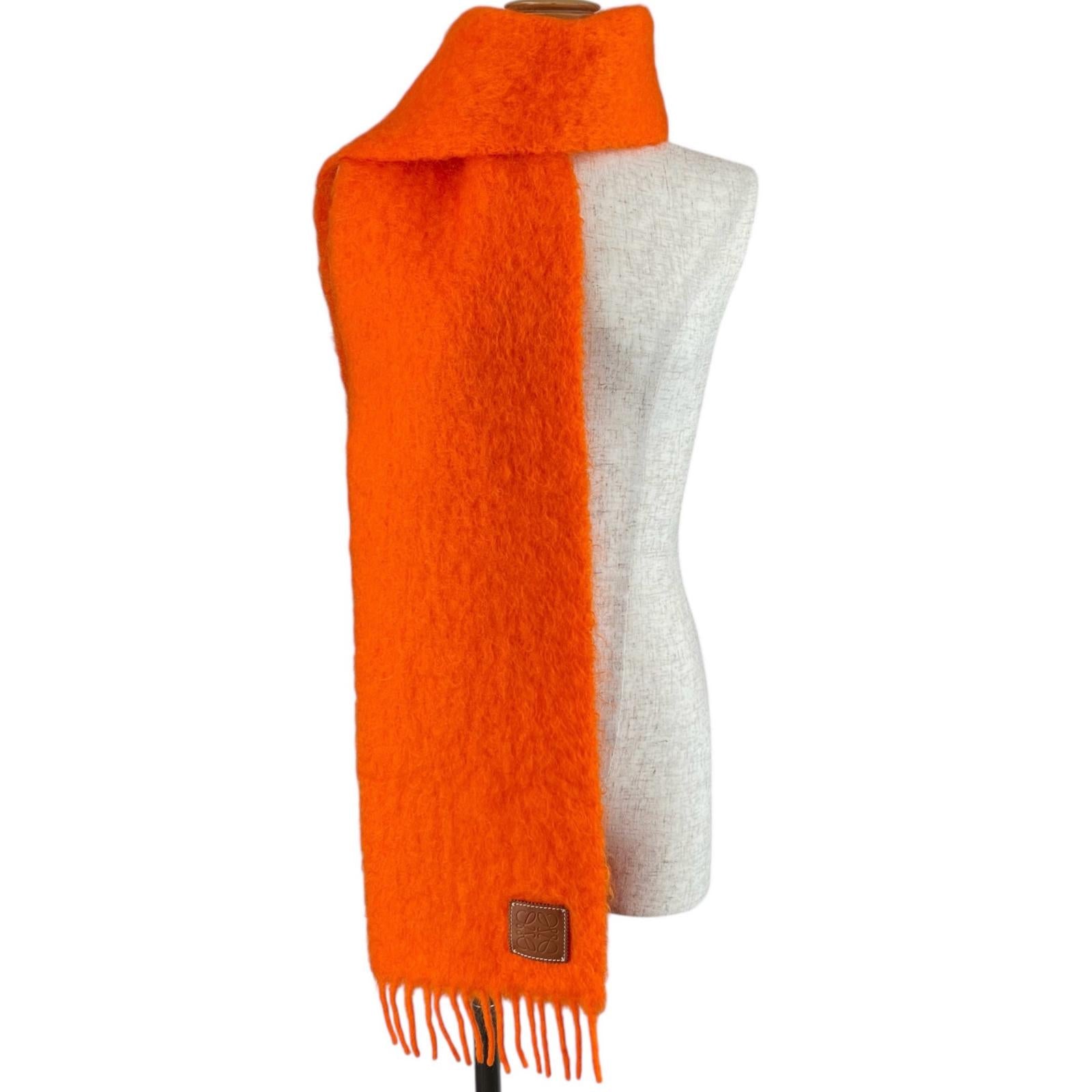 Excellent LOEWE Scarf Anagram leather patch Orange mohair Women