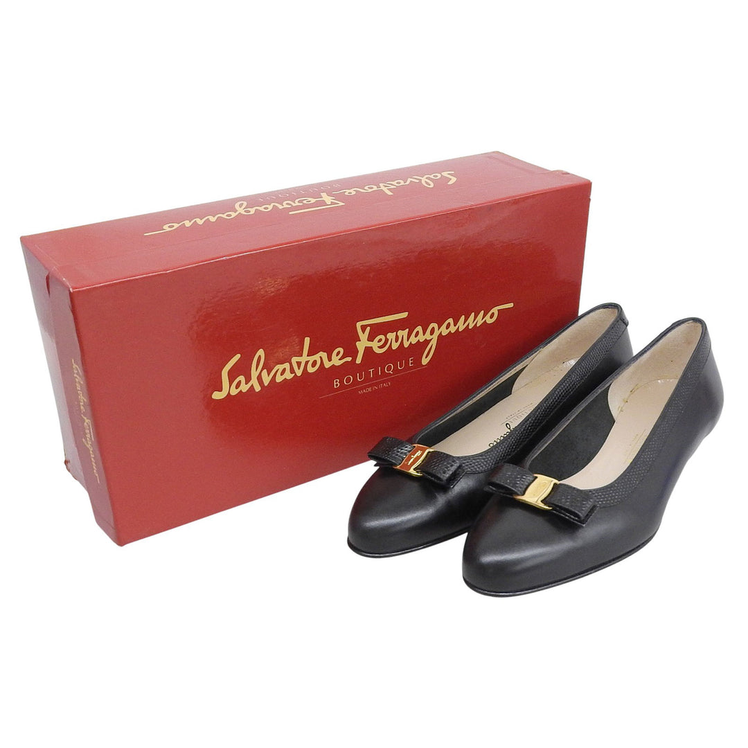 Excellent Salvatore Ferragamo pumps BABY black leather Women 5.5