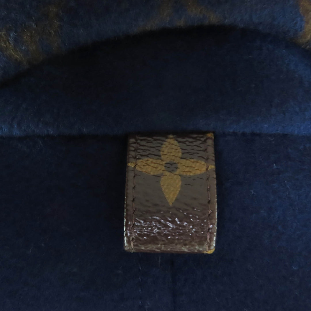 素晴らしい LOUIS VUITTON コート モノグラムロゴデザイン ベルト付き ネイビー ウール レディース 38