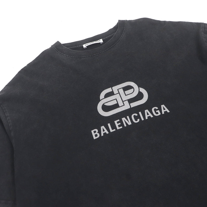 素晴らしいBALENCIAGAの半袖Tシャツ、BBロゴプリント、ダメージ加工、オーバーサイズ