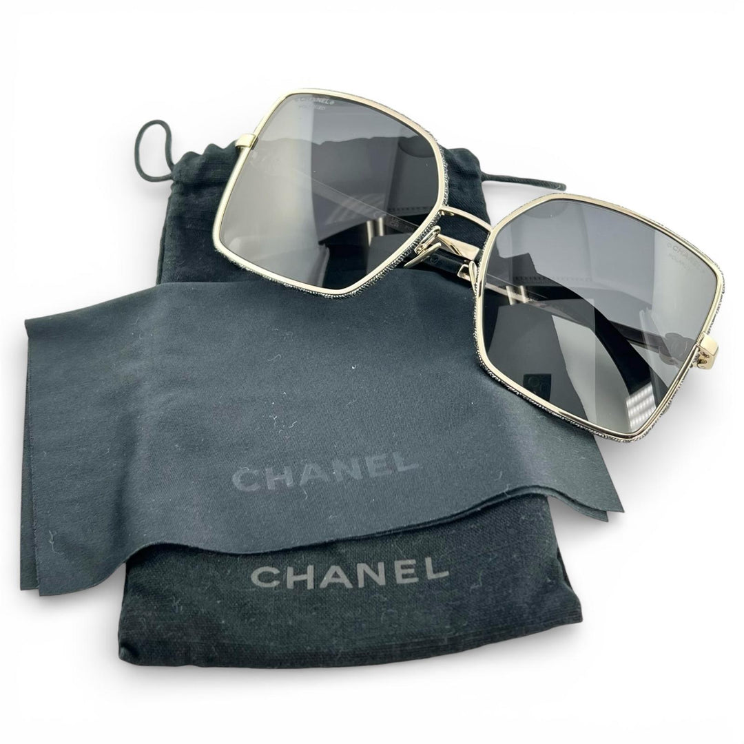 Great CHANEL sunglasses Current model: COCO Mark Square Shape black denim 4288-Q