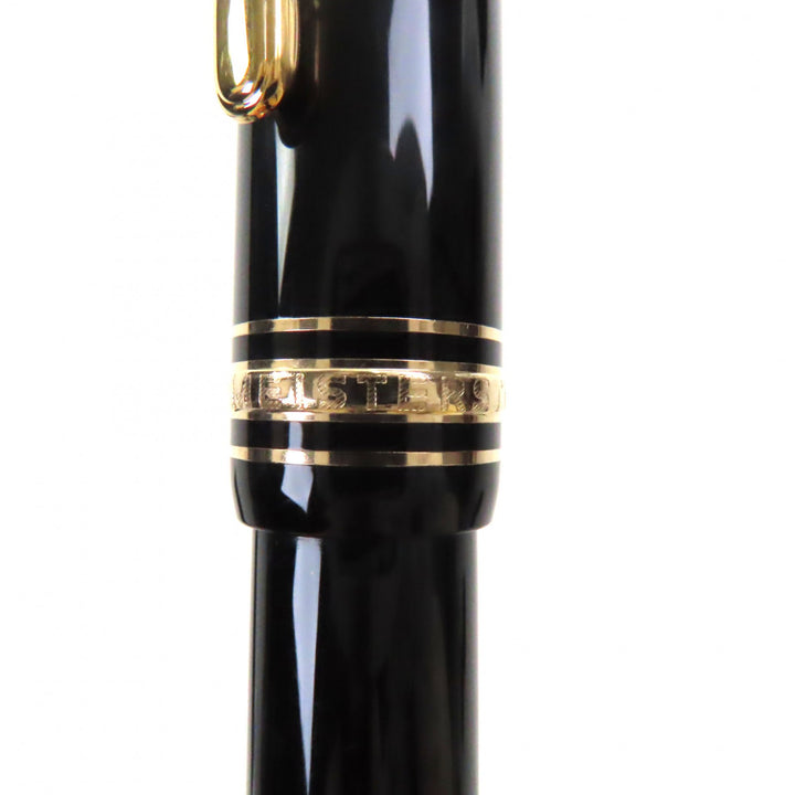 Very Good MONTBLANC fountain pen Meisterstück 147 Traveler Black gold 14K mens