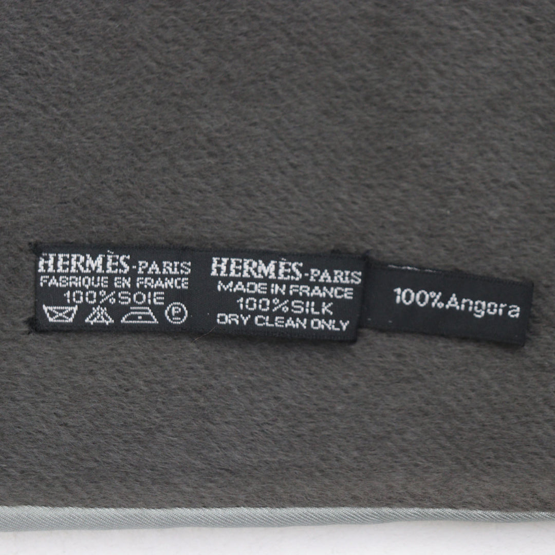 素晴らしいHERMESスカーフ 全面プリント リバーシブルスカーフ フリンジ付き グレー シルク メンズ