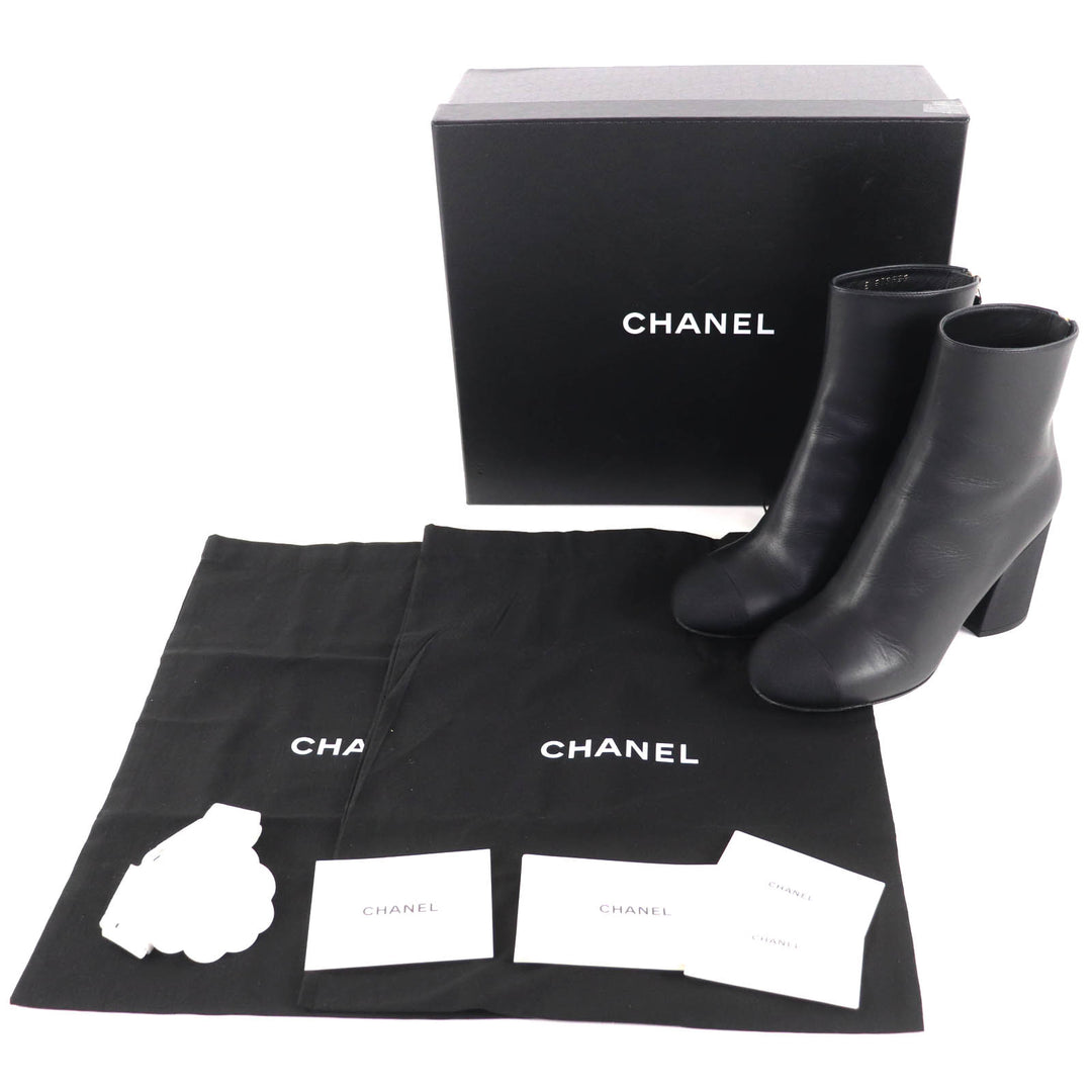 素晴らしい CHANEL アンクルブーツ ブラック レザー レディース 36 22K G39529