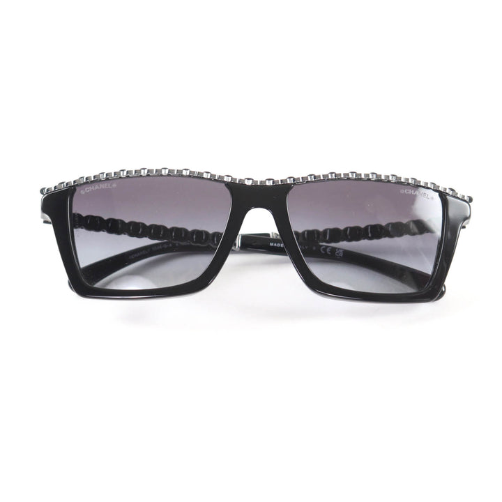 Pristine CHANEL sunglasses Rectangle Shape Sunglasses black ー Women 5548-Q-A