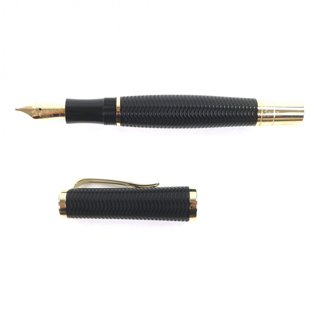 Excellent MONTBLANC fountain pen Writers Series 2006 Virginia Woolf black 18K