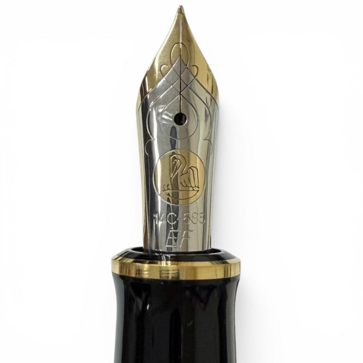 Excellent PERIKAN fountain pen Sovereign black 14C mens M600