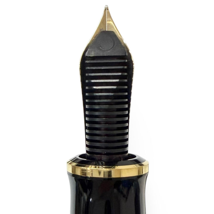 Excellent PERIKAN fountain pen Sovereign black 14C mens M600